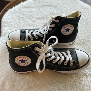 Unisex leather converse